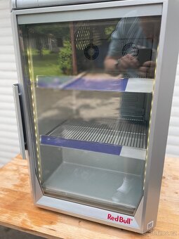 Lednička Redbull - 9