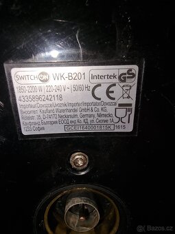 Rychlovarná konvice 1,7 litru - 9