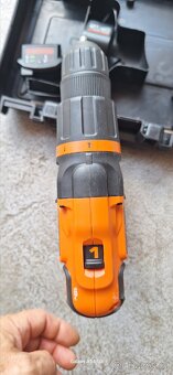 Aku šroubovák/vrtačka Black&Decker - 9