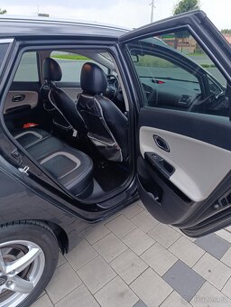 Prodám Kia Ceed sw 1.6 crdi 94kw rok 2015 - 9