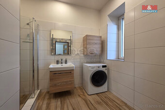 Pronájem bytu 4+1, 117 m², Cheb, ul. Májová - 9