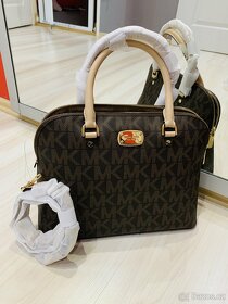 Kabelka Michael Kors do ruky - 9