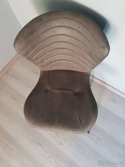 Masivní mangový stůl + polstrovaná židle - 9