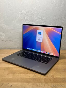 MacBook Pro 16” 2019 CTO/16GB RAM/I7/512GB SSD/ Záruka - 9