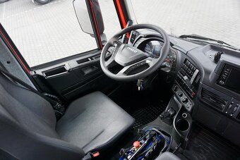 IVECO Stralis 330 - valník s hydraulickou rukou FASSI - 9