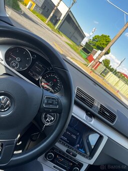 Volkswagen Passat B7 Variant Highline 2.0 TDI 103 kW, manuál - 9