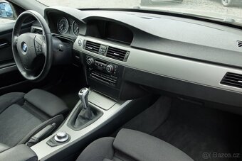 BMW 330i 200kW Xenon Navi 2008 - 9