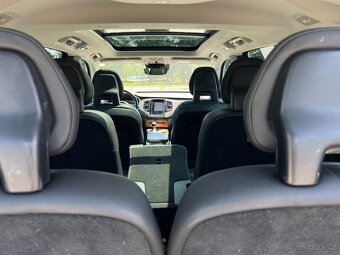 2021 Volvo XС90 T5 Momentum 2.0L FWD - 9
