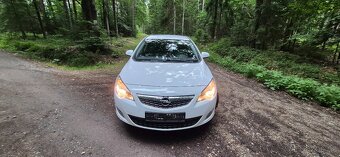 Opel Astra 1.4 i rok 2012 naj 120 FLEX-FIX - 9