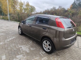 Fiat Punto 1,4 - 9