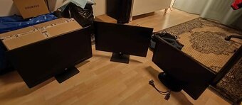 Počítače a monitory - 9