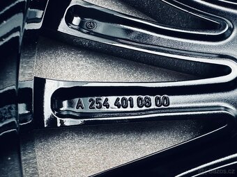 Originál kola Mercedes GLC AMG 254 R20 - 9
