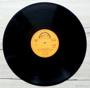 Československé dlouhohrající gramofonové desky, 8 kusů - 9