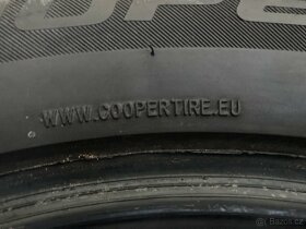 letní pneu Cooper 215x60x17, vzorek 8mm - 9