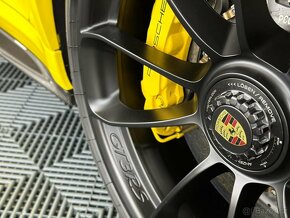 Porsche 911 (991.2)turbo s - 9