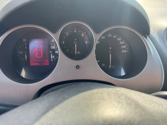 Seat Toledo III 1,9TDi 77kW, klimatizace - 9
