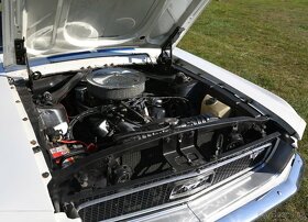 Ford Mustang coupe 1968 4,7l - 9
