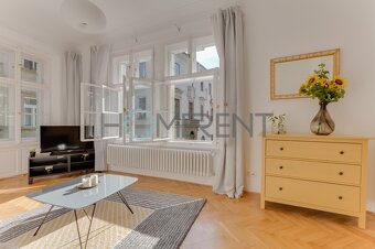 Pronájem velkého bytu 2+1, 76m² - Praha 1 - Staré Město - Že - 9