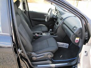 Mercedes-Benz A 160i AUTOMAT ČR SPZ výhřev PARK SENZORY - 9