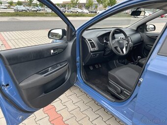 Hyundai I20 1.2i 63kw koup. ČR naj. jen 26 tisíc - 9