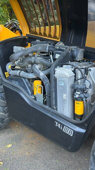 JCB 560-80 AGRI PLUS - 9