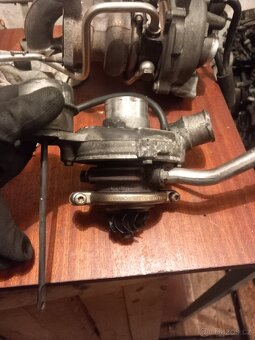 Náhradní díly Ford Mondeo 2.0 TDi,66 kw,rok 2002 - 9