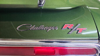 1970 Dodge Challenger R/T SE 383 V8, manuál, po renovaci - 9