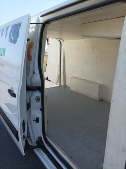 Prodej užitkové dodávky Citroen Jumpy 2,0 HDI L2 s chladíren - 9