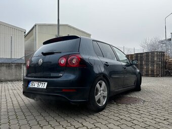 Golf 5 Ř - 9