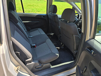Prodám Opel Zafira 1.9 CDTi 110kW 7 míst - 9