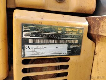 Pásový minibagr CAT 305 E - 9