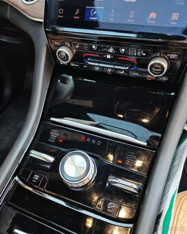 JEEP GRAND CHEROKEE 7 MÍST MASÁŽE VZDUCH - 9