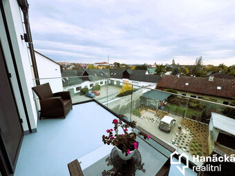 Pronájem podkrovního bytu 2+kk, ul. Rejskova, Olomouc - 9