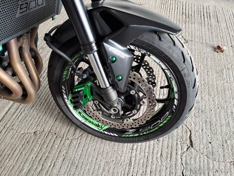 Kawasaki z900 - 9