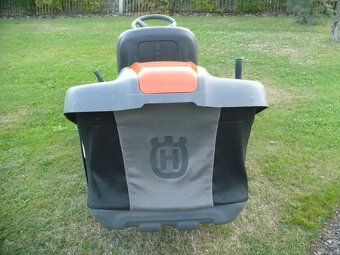 Zahradní traktor HUSQVARNA TC 338 - 9