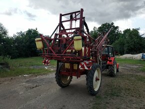 Tažený postřikovač HARDI TZY 1500  1600 12 - 9