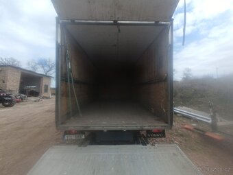 Skříňová nástavba s hydralickým čelem - 9