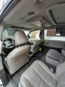 Toyota Sienna, LIMITED, r.v. 2013 - 9