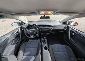 Toyota Auris 1.3 VVti - 2015 - ČR - 9