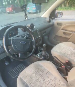 Ford fiesta 1.4tdci 2003 - 9