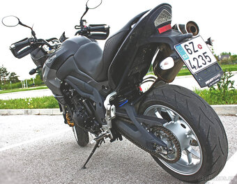 Triumph Tiger 1050 - 9