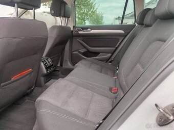 VW Passat Variant B8 1,6 TDI 88 kW-Top stav,servis VW - 9