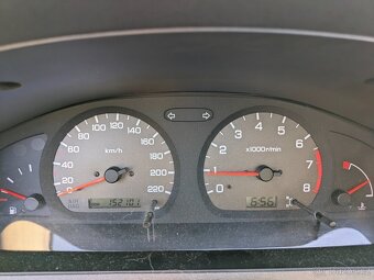 Nissan Almera - 9