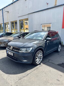 VW TIGUAN- NADSTANDARDNÍ VÝBAVA- KRÁSNÝ VŮZ - 9