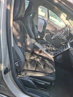 VOLVO V60 D3 - 5-válec 120kw - 9