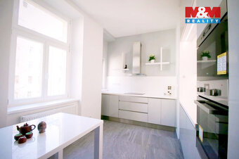 Prodej bytu 3+kk, 83 m², Praha, ul. Dukelských hrdinů - 9