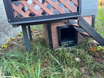 Dvoupatrový kočičí domeček - 9