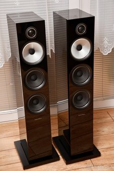 Bowers & Wilkins 704s2 - 9