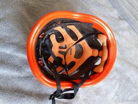 NOVÁ HOROLEZECKÁ SKALNÍ PŘILBA PETZL - PŮV.CENA 4.890 - 9