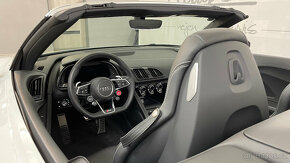 Audi R8, 5.2 V10 / TOP STAV - 9